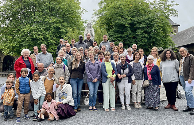 Pèlerinage des Oblats de la Famille Saint-Jean à Banneux